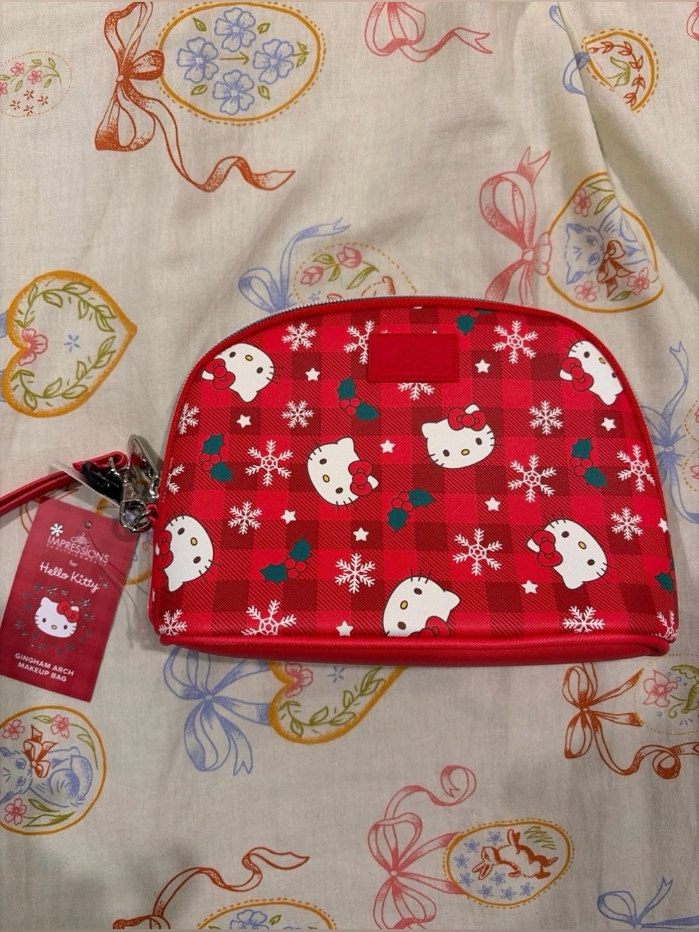 Impressions x Hello Kitty Christmas beauty bag